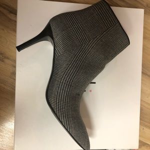 Cabi Dandy boots size 9 Brand New